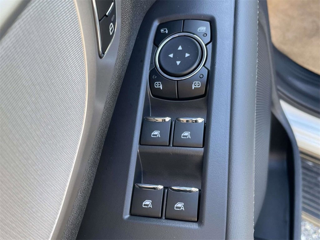 New 2026 Ford Expedition Active image 16