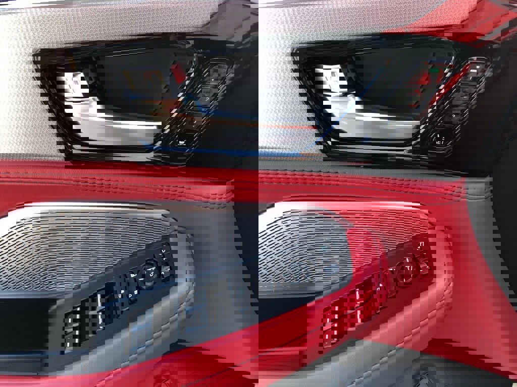 Used 2022 Acura MDX A-Spec image 12