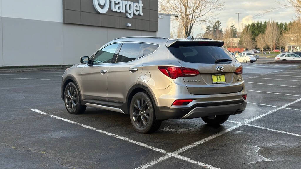 Used 2017 Hyundai Santa Fe Sport w/ 2.0T Ultimate Tech Package 05 AWD/4WD image 3