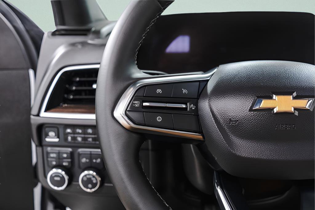 Used 2025 Chevrolet Tahoe LT image 12