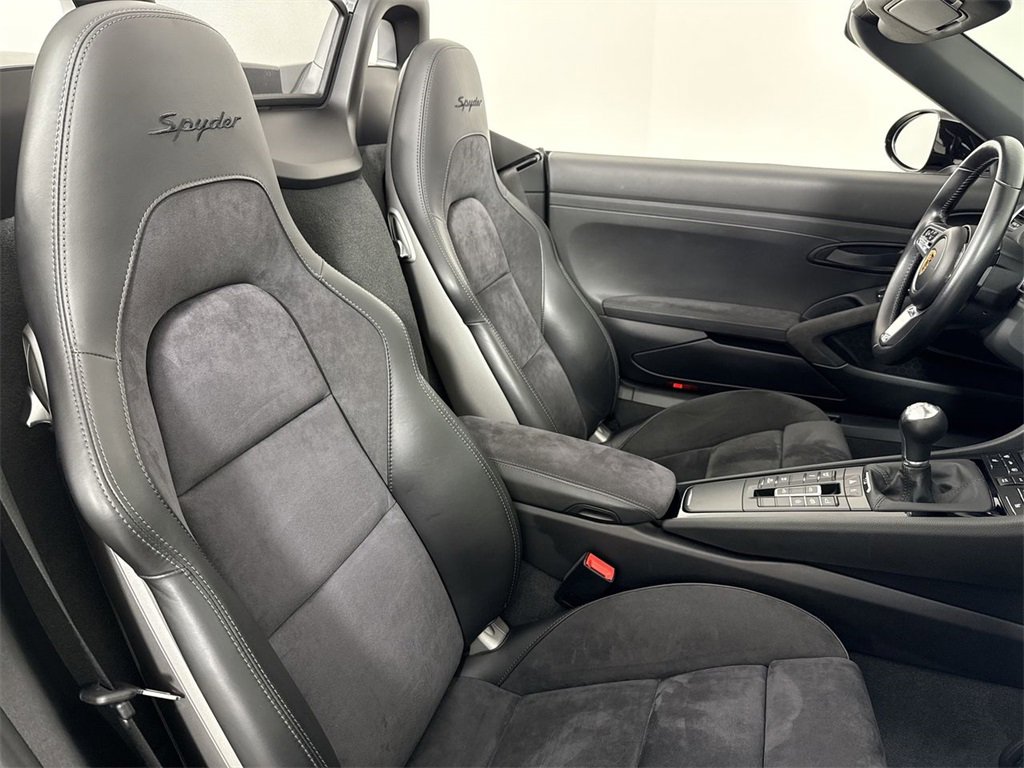 Certified 2021 Porsche 718 Boxster Spyder image 23
