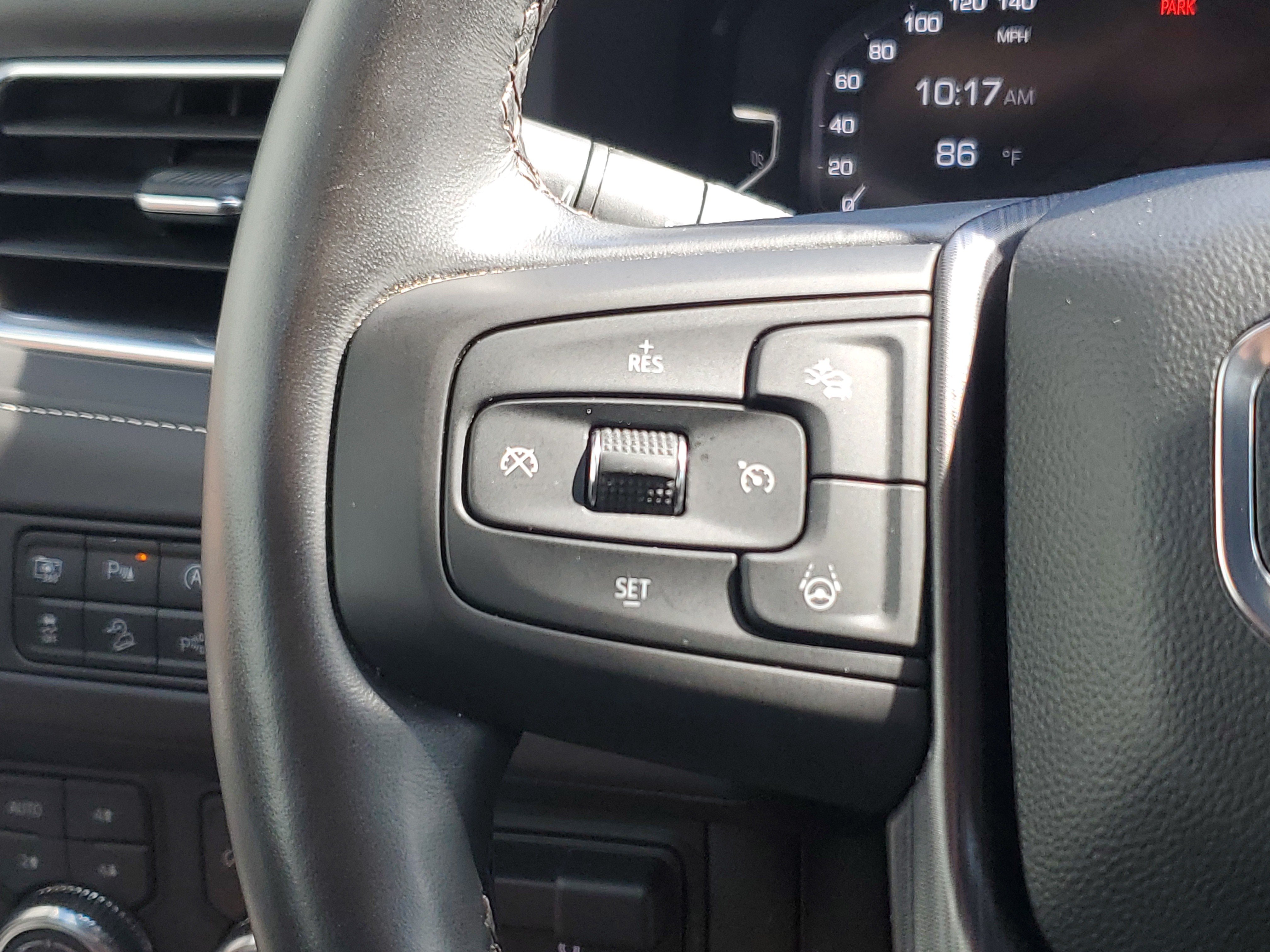 Used 2023 GMC Yukon XL Denali Ultimate w/ LPO, Floor Liner Package AWD/4WD image 27