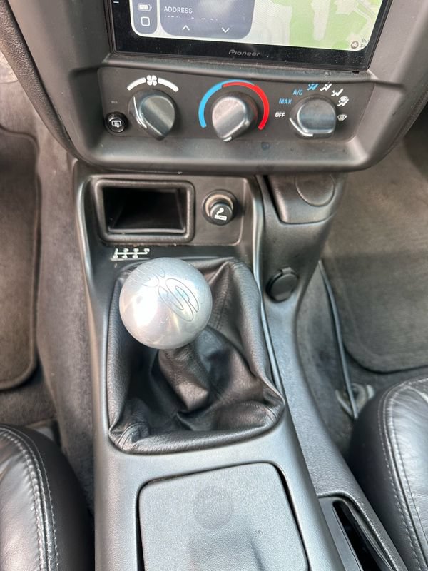 Used 2001 Chevrolet Camaro Z28 w/ SS Performance/Appearance Pkg RWD image 14