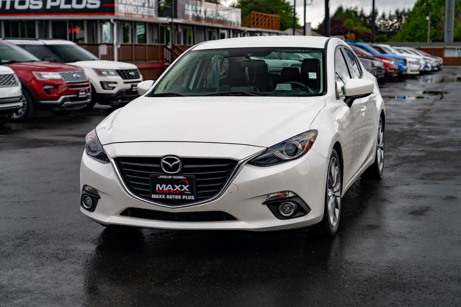 Used 2014 MAZDA MAZDA3 s Touring FWD image 3