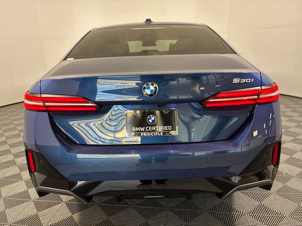 Certified 2024 BMW 530i w/ M Sport Package RWD image 6