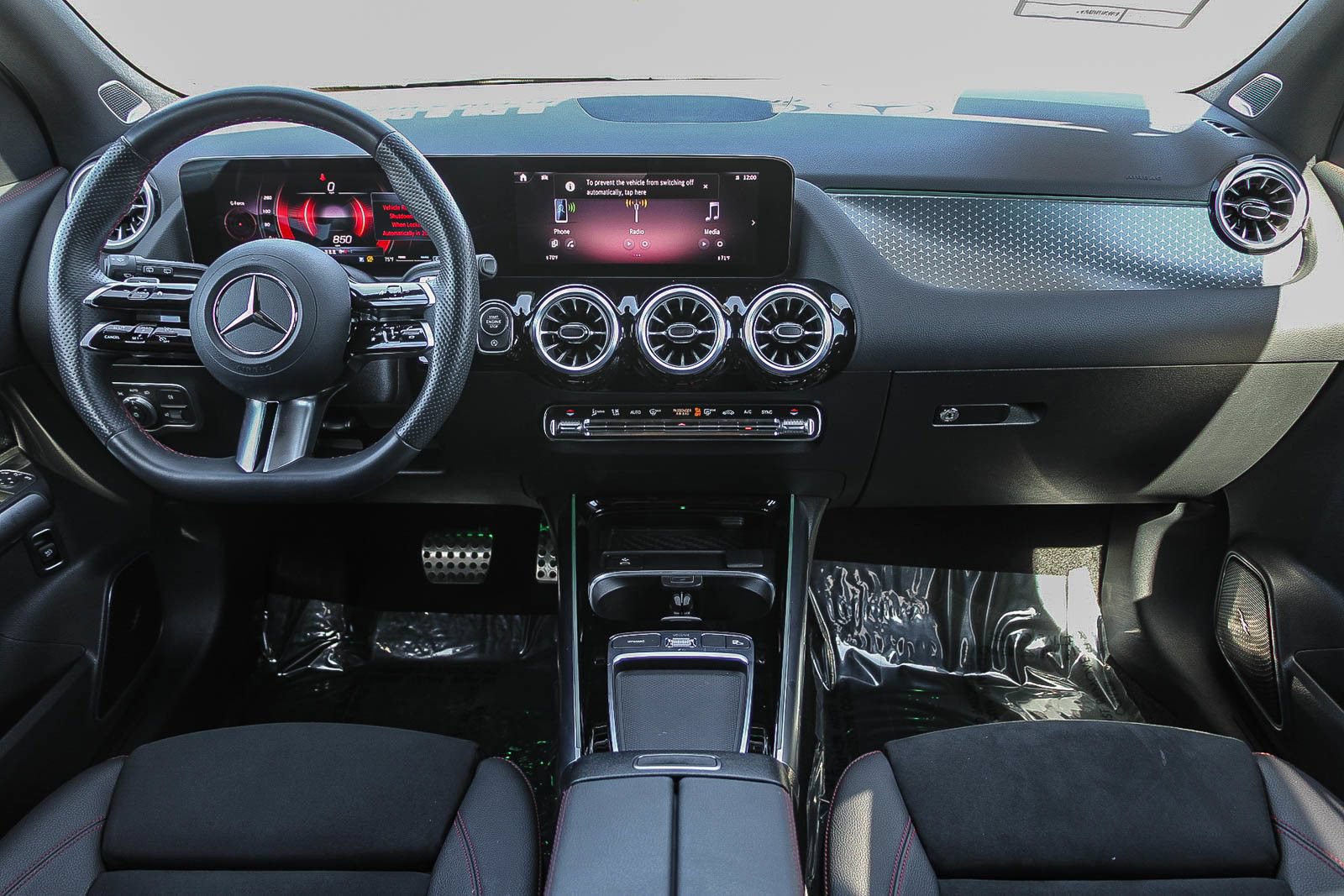 Certified 2025 Mercedes-Benz GLA 250 image 12