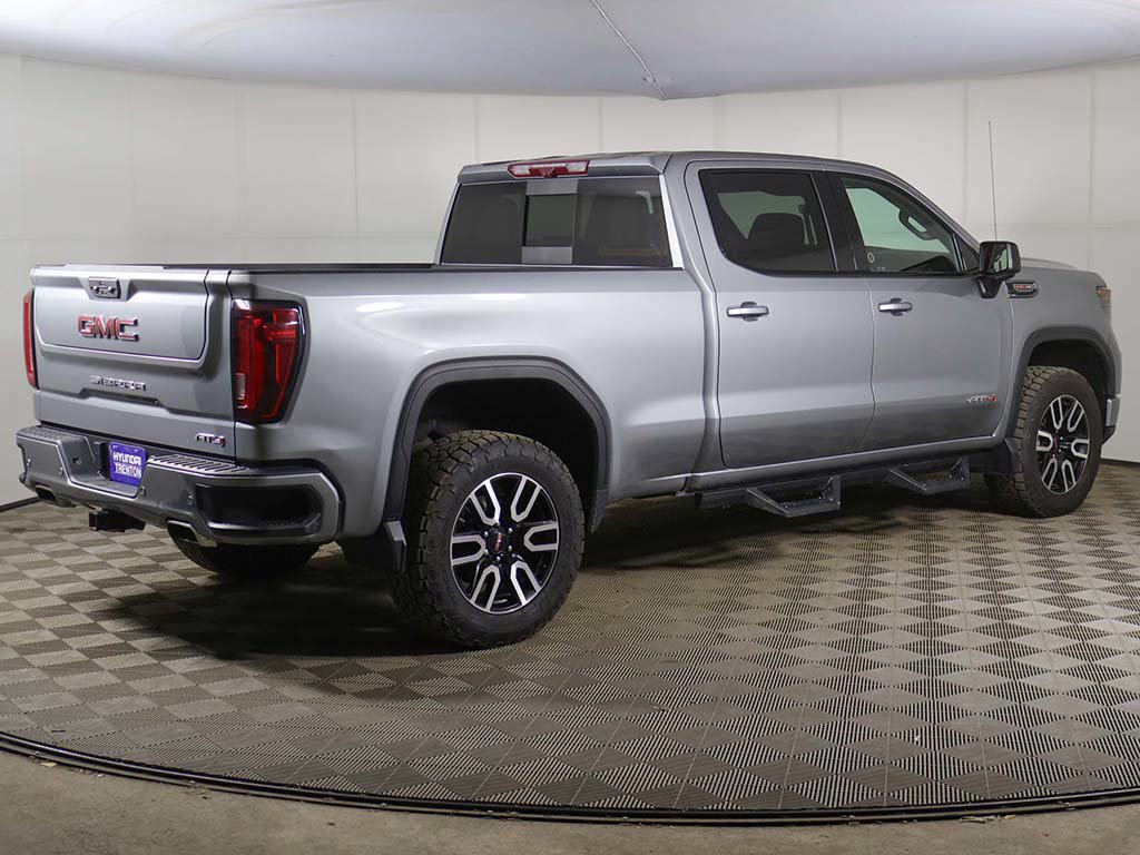 Used 2024 GMC Sierra 1500 AT4 w/ Technology Package AWD/4WD image 14