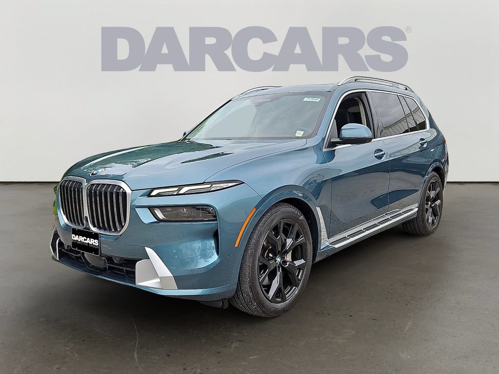 Used 2024 BMW X7 xDrive40i w/ Executive Package AWD/4WD image 3