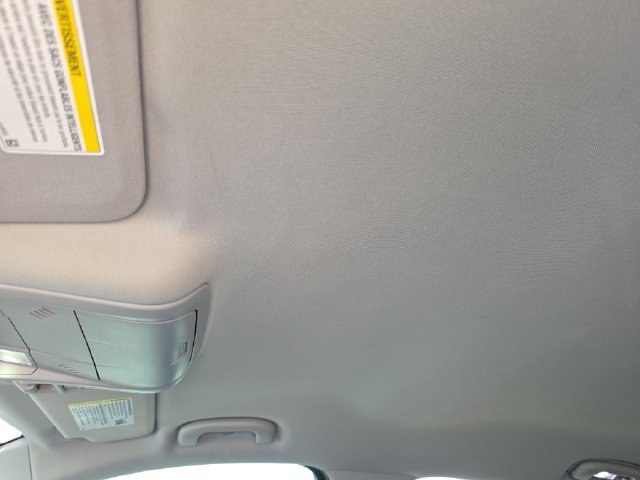Used 2024 Chevrolet Equinox LT FWD image 32