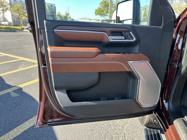 Certified 2024 GMC Sierra 3500 Denali Ultimate image 12