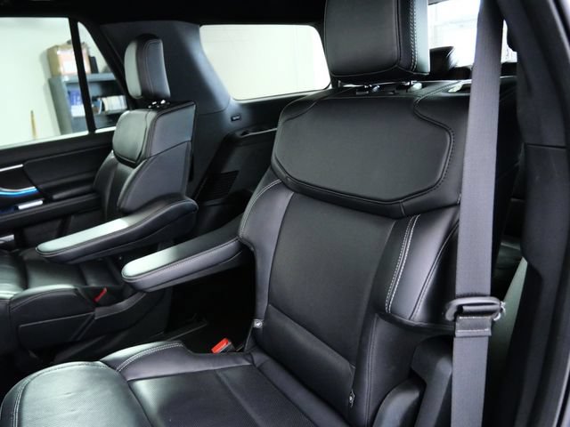 Certified 2025 Ford Expedition Platinum w/ Stealth Performance Package AWD/4WD image 14