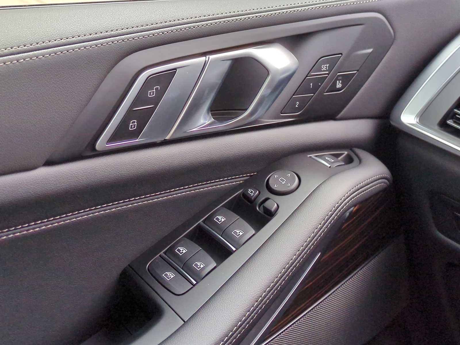 New 2026 BMW X5 xDrive40i w/ M Sport Package image 40