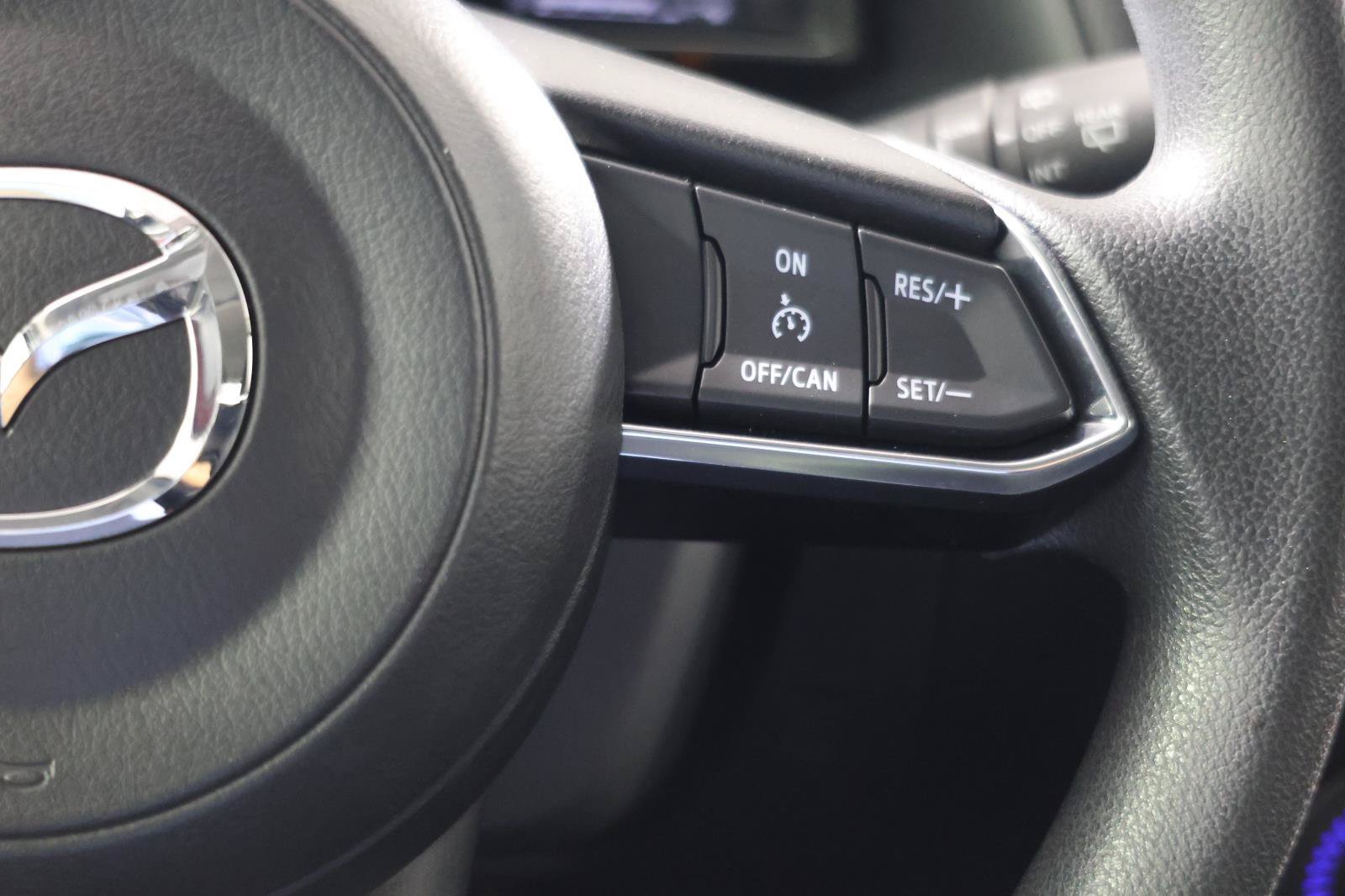 Used 2017 MAZDA MAZDA3 Sport FWD image 19
