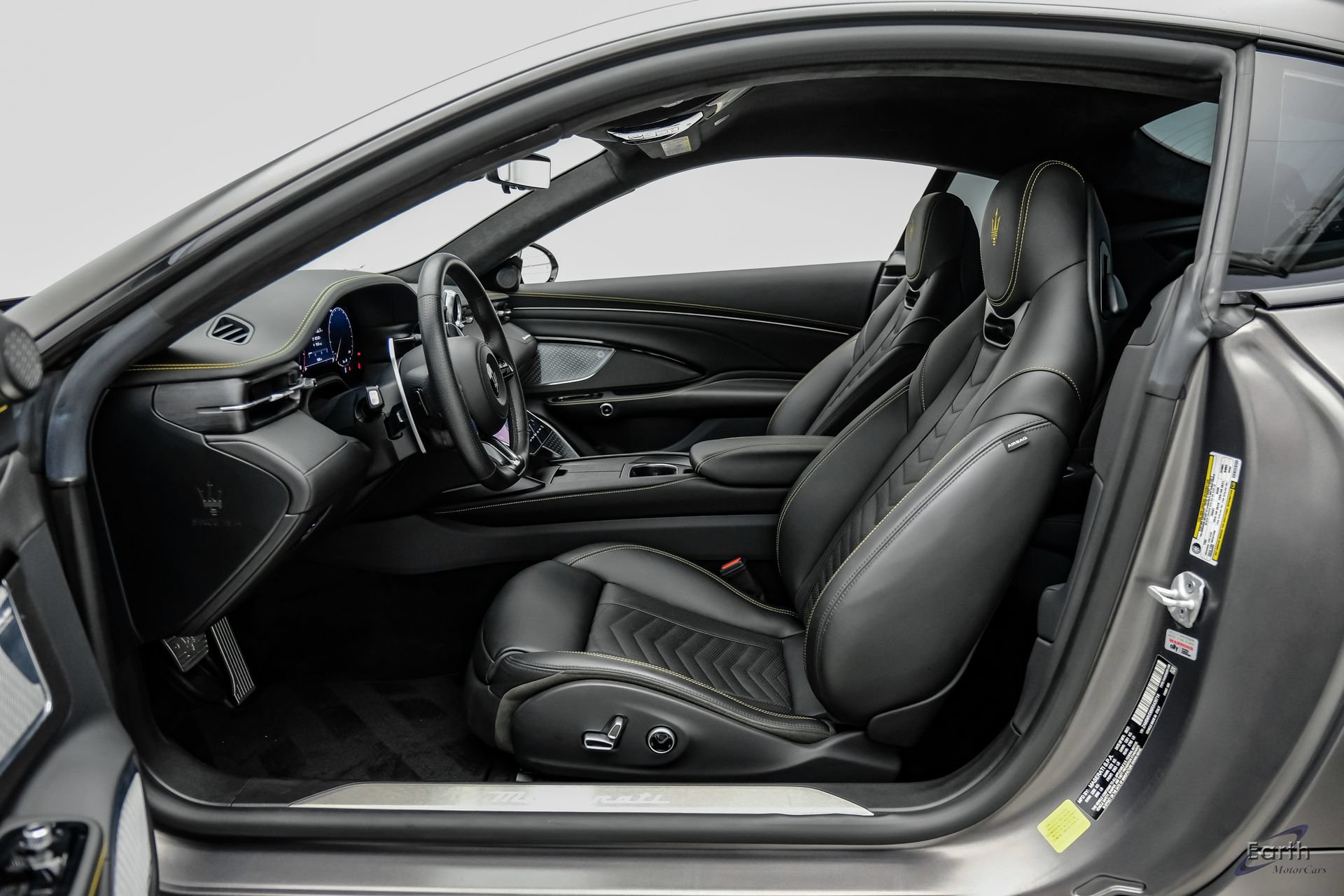 Used 2024 Maserati GranTurismo Trofeo AWD/4WD image 44