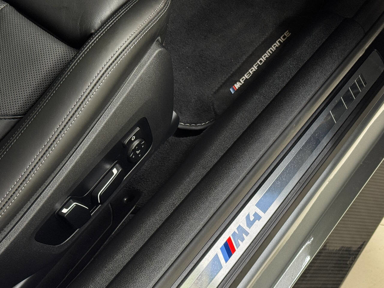 Used 2024 BMW M4 xDrive Competition AWD/4WD image 47