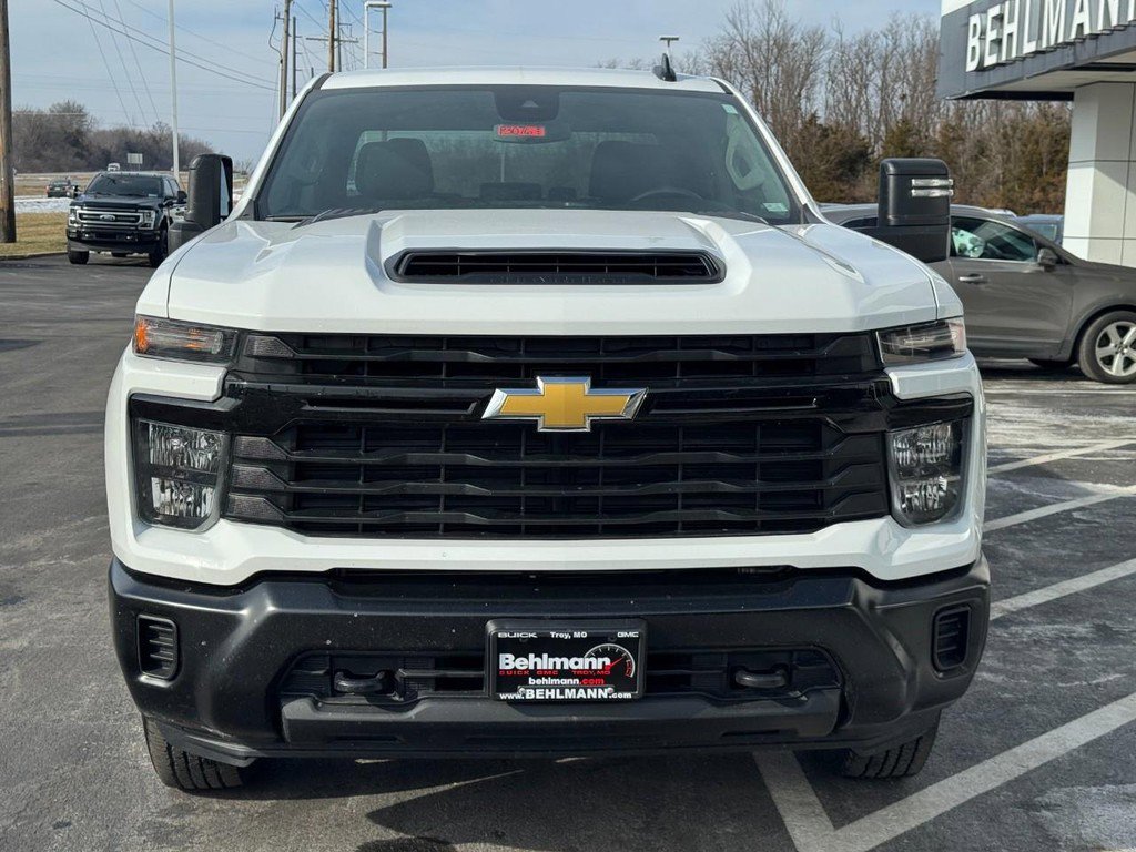 Used 2025 Chevrolet Silverado 2500 W/T image 12