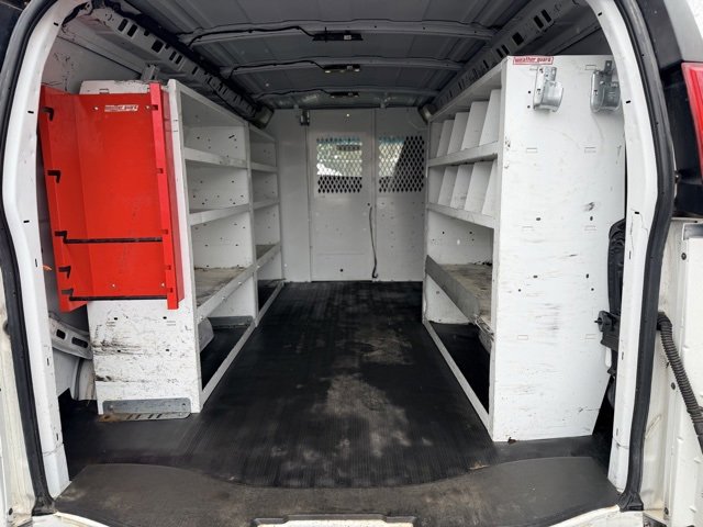 Used 2017 Chevrolet Express 2500 image 14