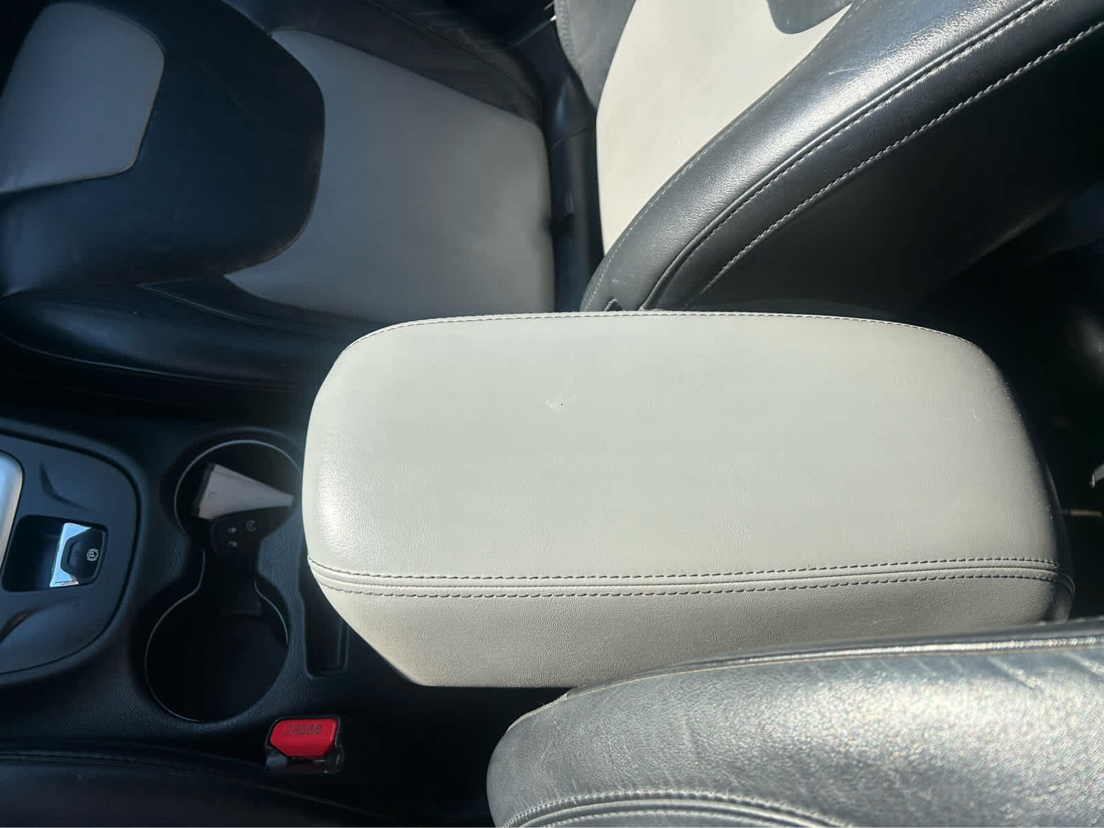 Used 2014 Jeep Cherokee Limited FWD image 34