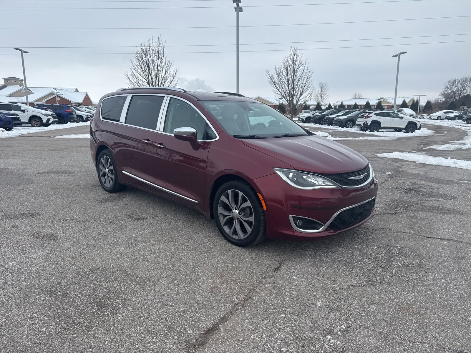 Used 2017 Chrysler Pacifica Limited image 7