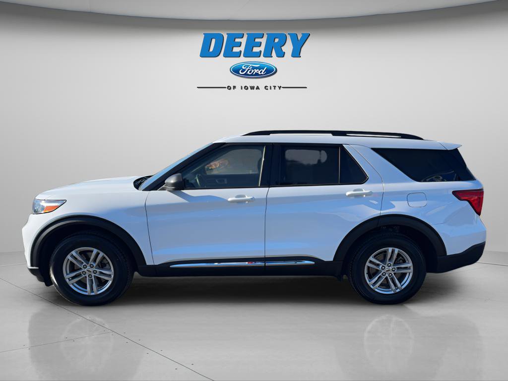 Certified 2023 Ford Explorer XLT w/ Equipment Group 202A image 4