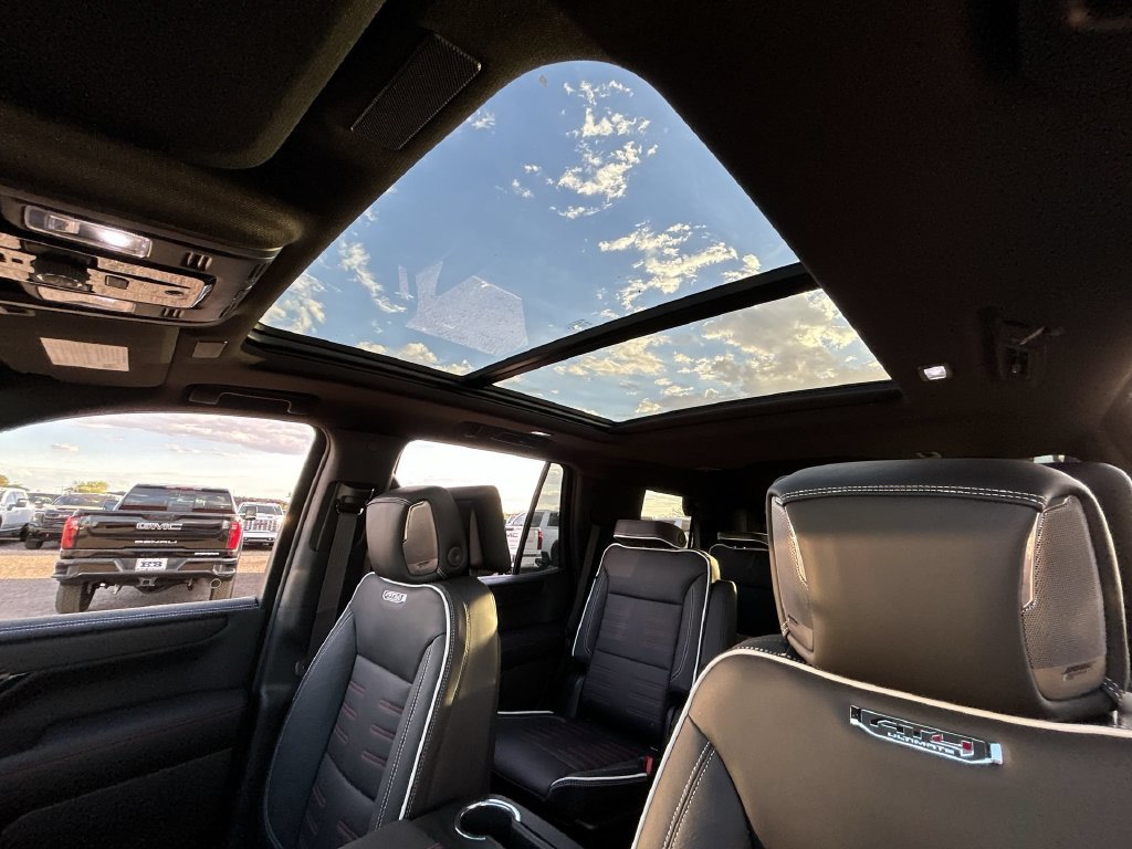 New 2026 GMC Yukon AT4 Ultimate AWD/4WD image 19