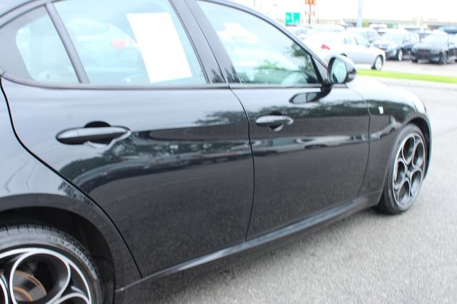 Used 2024 Alfa Romeo Giulia Ti AWD/4WD image 46