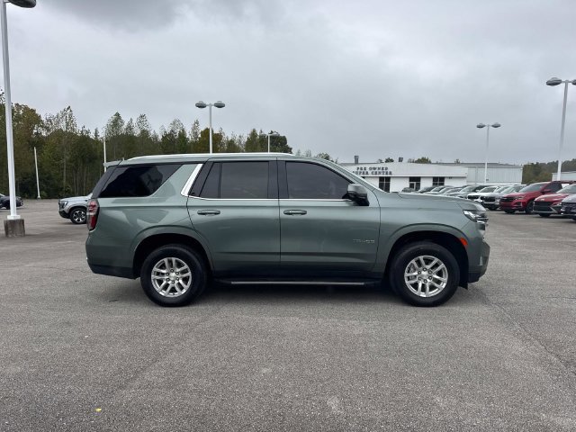 Used 2023 Chevrolet Tahoe LT w/ Luxury Package AWD/4WD image 3