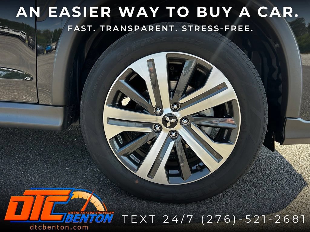 Used 2025 Mitsubishi Outlander Sport SE AWD/4WD image 29