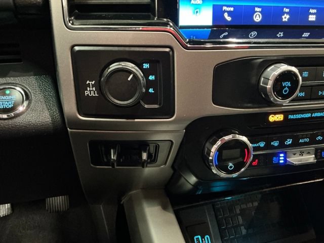 Used 2022 Ford F250 Lariat w/ Lariat Ultimate Package AWD/4WD image 24