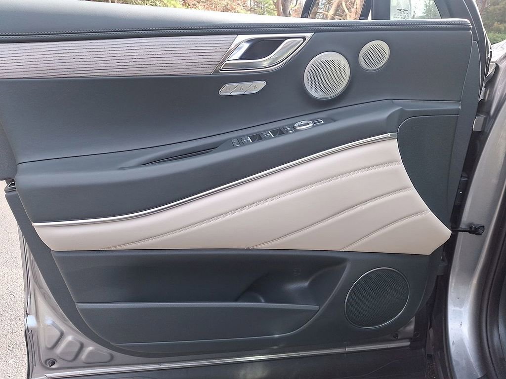 Used 2025 Genesis GV80 3.5T Advanced image 10