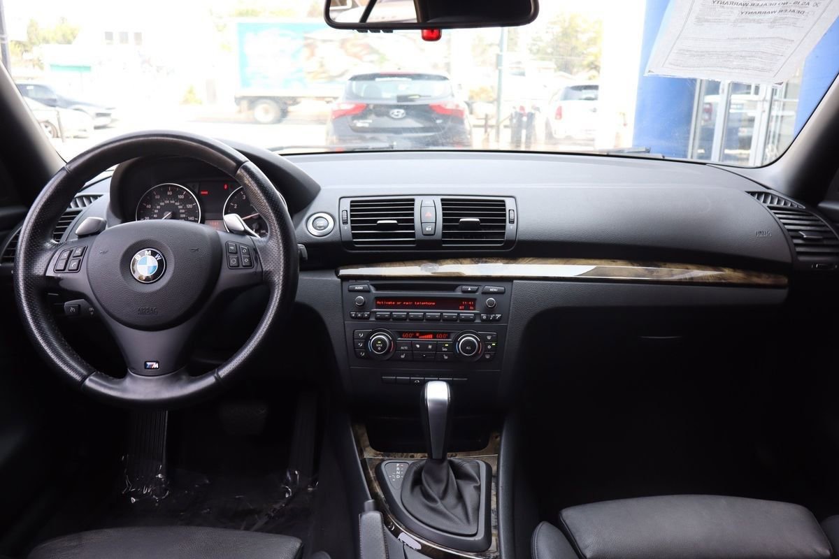 Used 2010 BMW 135i Convertible image 10