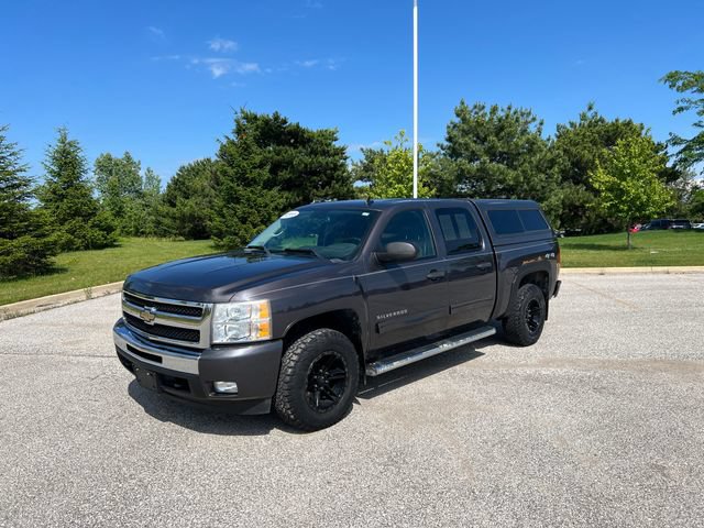 Used 2010 Chevrolet Silverado 1500 LT AWD/4WD image 1