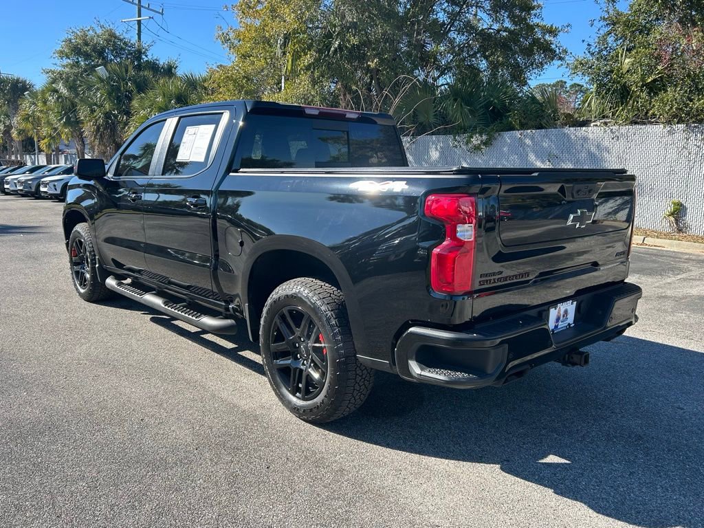 Used 2025 Chevrolet Silverado 1500 RST w/ Redline Edition image 5