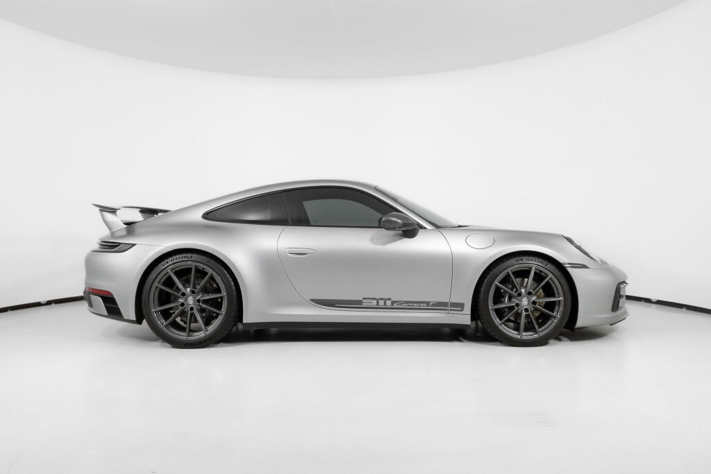 Used 2024 Porsche 911 Carrera T image 10