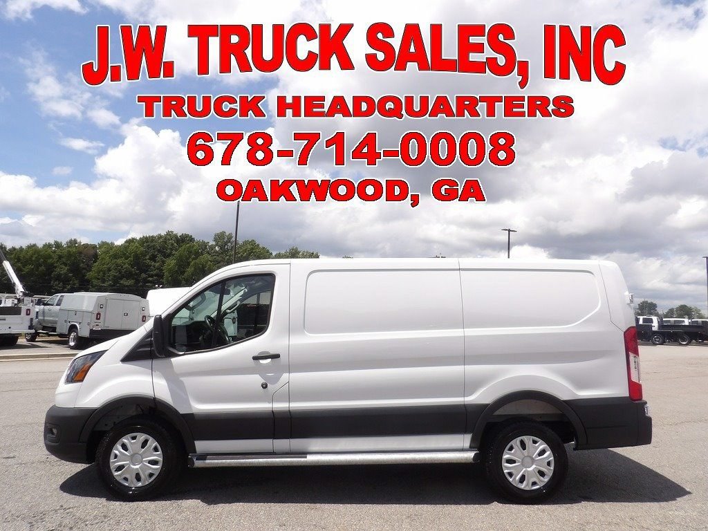 Used 2025 Ford Transit 250 Low Roof w/ Exterior Upgrade Package RWD image 2