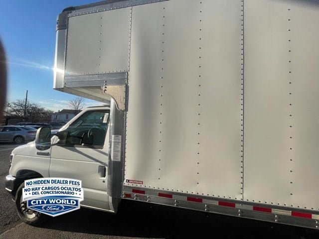 New 2024 Ford E-450 and Econoline 450 Super Duty w/ Driver's Safety Package RWD image 6