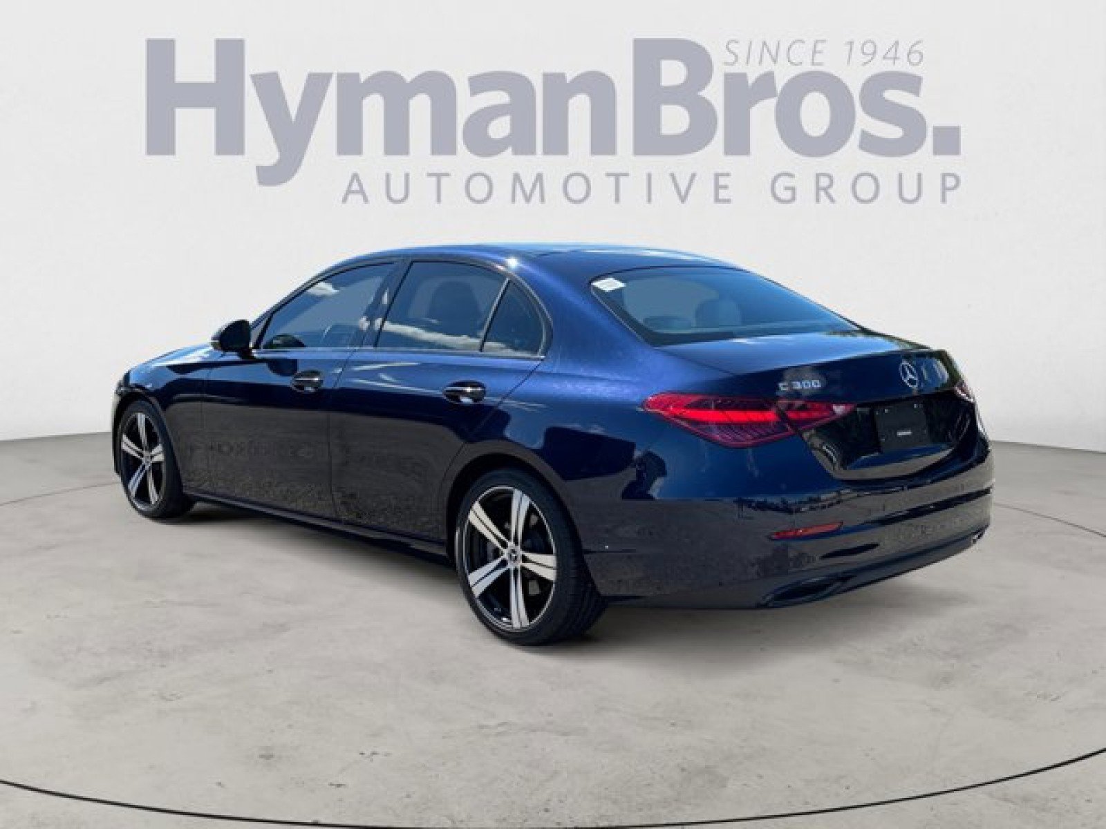 Used 2022 Mercedes-Benz C 300 4MATIC Sedan w/ Exclusive Trim Package image 5