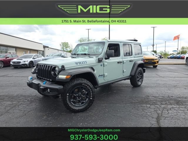 Used 2023 Jeep Wrangler Unlimited w/ Sun & Screen Package AWD/4WD image 1