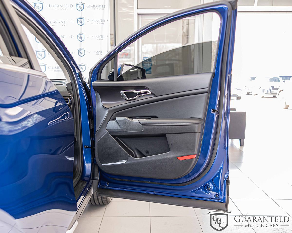 Used 2023 Kia Sportage EX FWD image 38