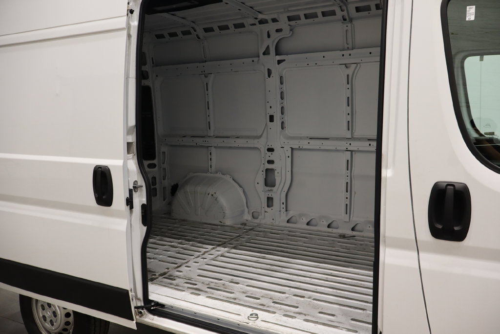 Used 2024 RAM ProMaster 1500 w/ Safety Group FWD image 10