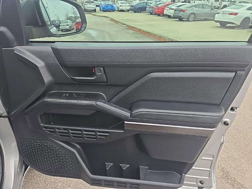 Used 2025 Toyota 4Runner SR5 image 35