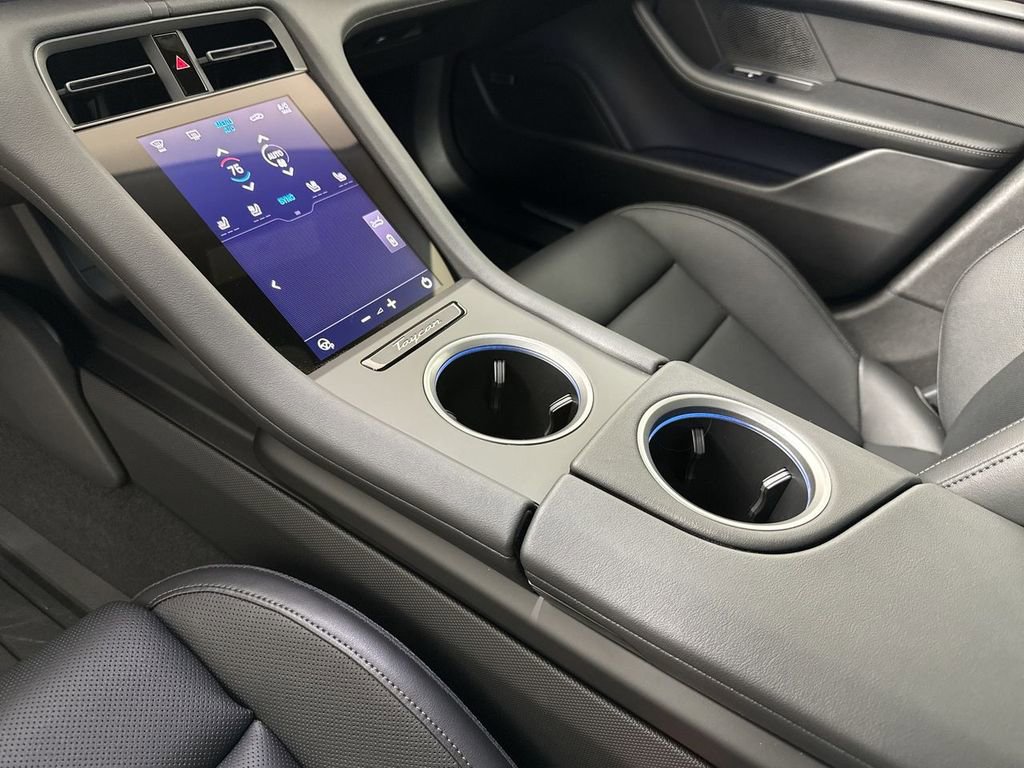 New 2025 Porsche Taycan RWD image 32