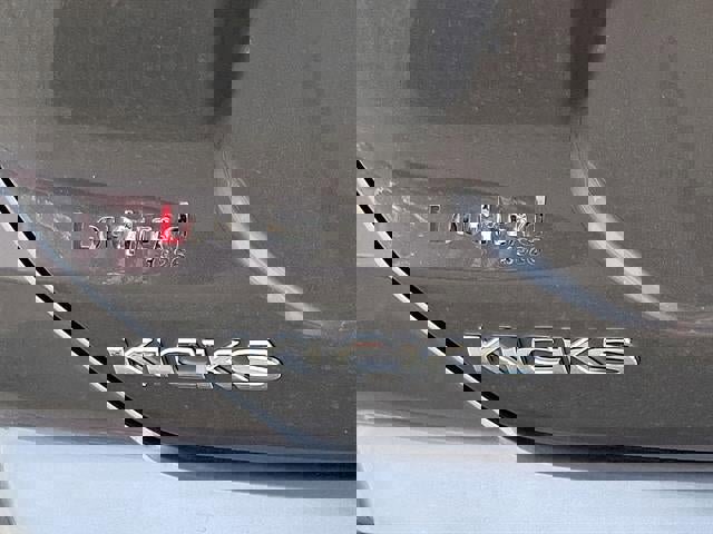 Certified 2024 Nissan Kicks SV image 29