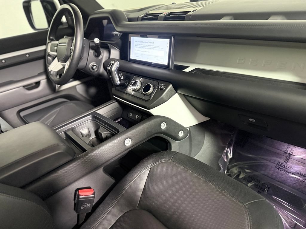 Used 2022 Land Rover Defender 110 X-Dynamic HSE AWD/4WD image 24