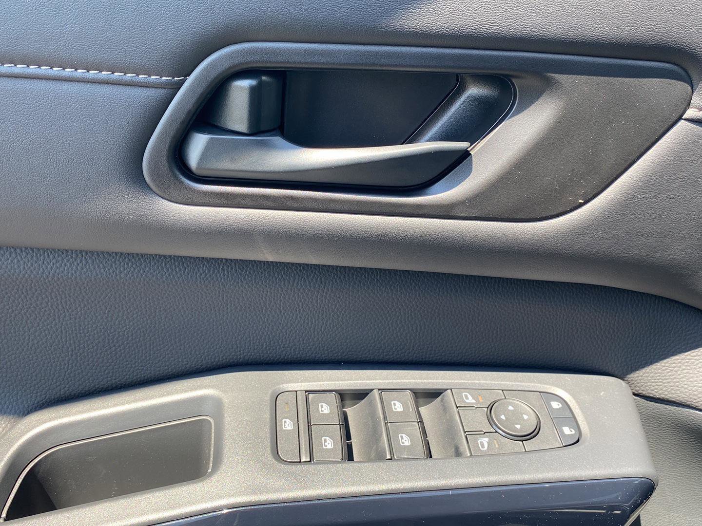 New 2026 Nissan Pathfinder SV FWD image 14
