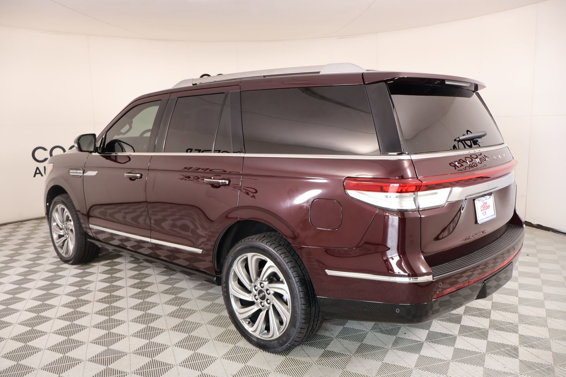 Used 2023 Lincoln Navigator Reserve image 24