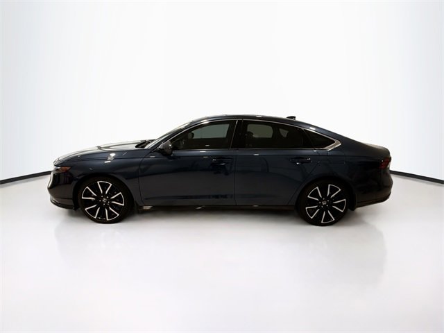 Used 2025 Honda Accord Touring image 4