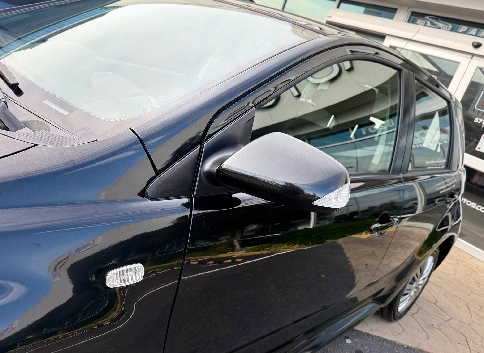 Used 2006 Scion xA FWD image 34
