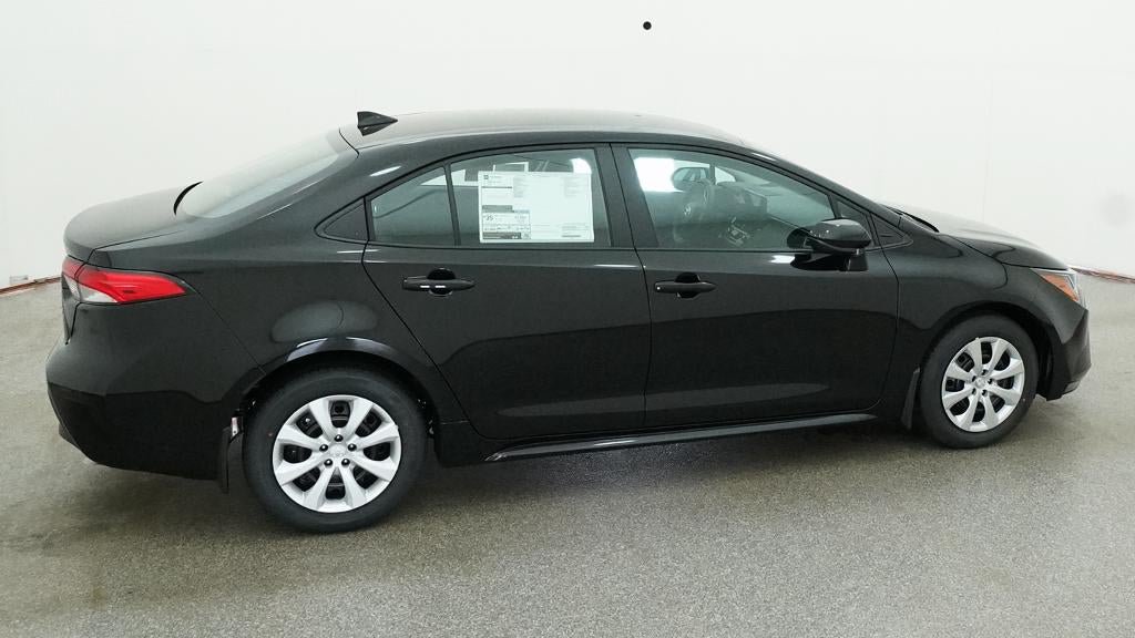 New 2027 Toyota Corolla LE FWD image 10