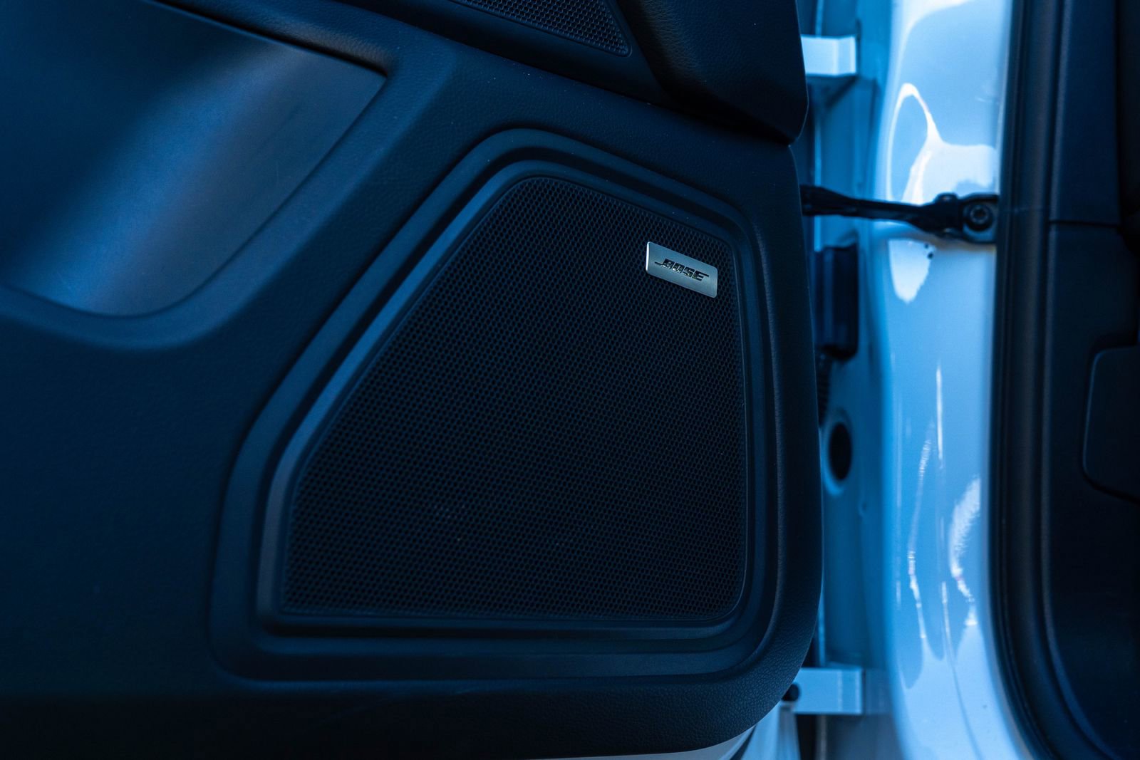 Certified 2025 Porsche Macan Base image 22